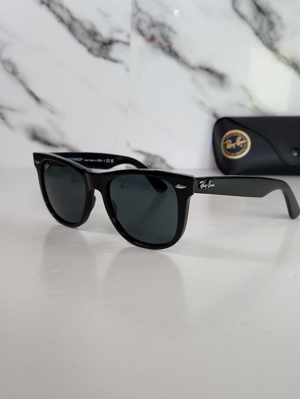 Ray-Ban Wayfarer Classic 54mm Sunglasses Black. Dark Lenses, Made In Italy.